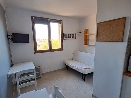 studio independant chez propriétaire avec parking