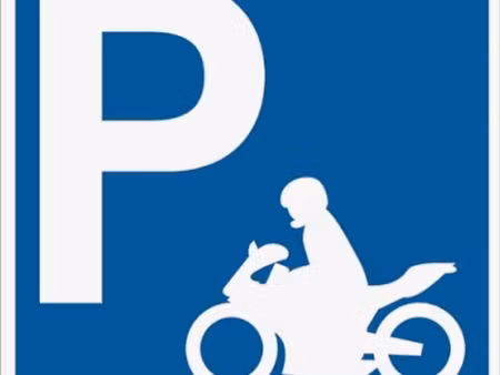 parking scooter moto