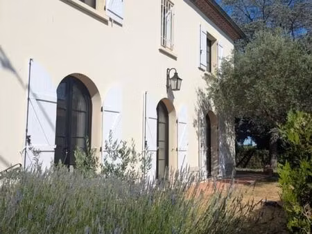 villa 7 pièces 147 m²