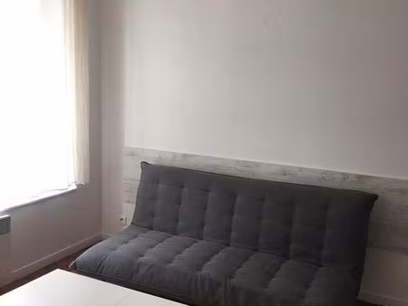 joli t2 meublé centre ville disponible juillet