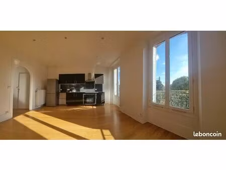 a louer bel appartement type f2  lumineux et calme  prestations de grande qualité. coup de