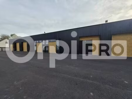 location local d’activités cormontreuil 51350 238m²