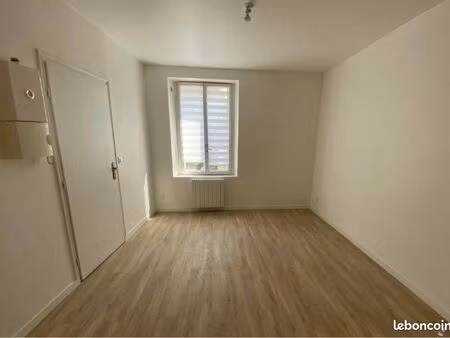 studio refait à neuf carrières sur seine