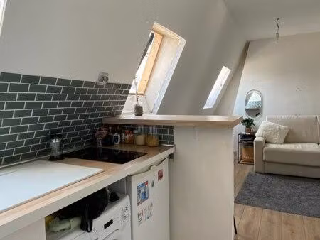 studio 20m2 - 10ème