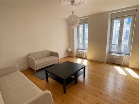 location appartement meublé 87m2