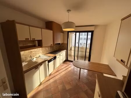 appartement 4 pièces 90 m²