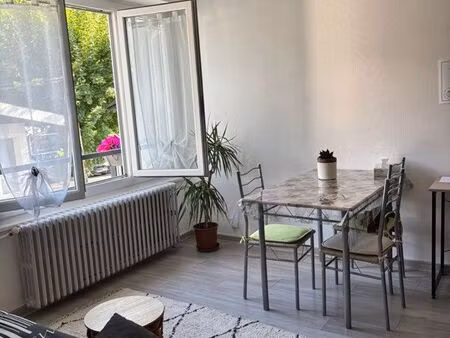 ? t2 à louer – quartier de la sardagne – cluses