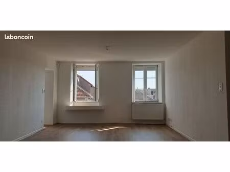appartement 3 pièces 90 m²