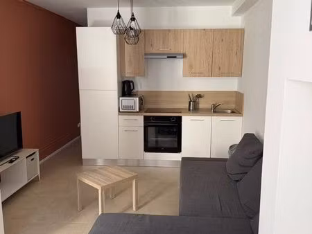 magnifique t2 en plein cœur de gien avec garage◊