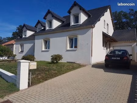 maison 5 pièces 145 m²