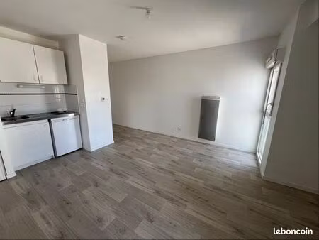 appartement 1 pièce 28 m²