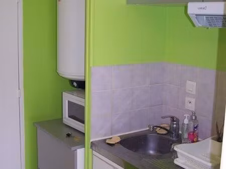 reims   location studio avec place de parking