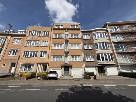 appartement à louer à avenue baron d'huart 16 woluwe-saint-pierre (vbe30895)