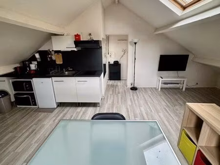 grand studio meublé limite le raincy