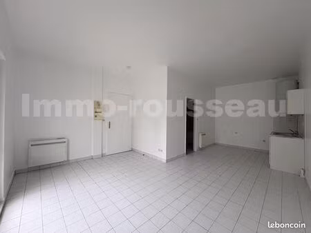 studio 1 pièce 29 m²