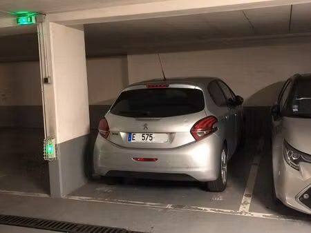 excellente place de parking sécurisée à alésia (75014)