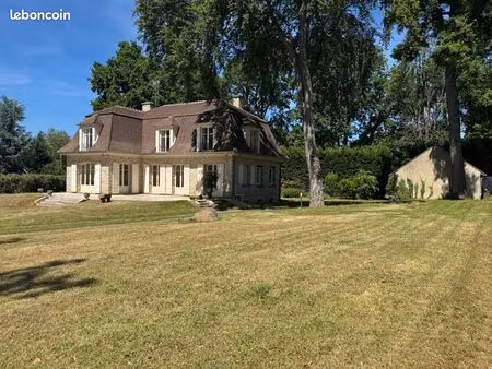 maison 6 pièces 223 m²