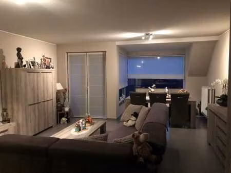 appartement avec garage spacieux  centre d'izegem