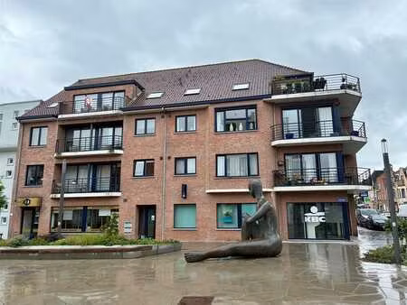 appartement spacieux de 3 chambres au centre de oostkamp