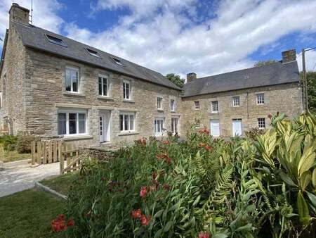 vente maison à plouguenast-langast (22150) : à vendre / 212m² plouguenast-langast