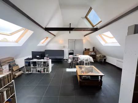 location appartement 2 pièces 41.09 m² à cysoing (59830)  700 €