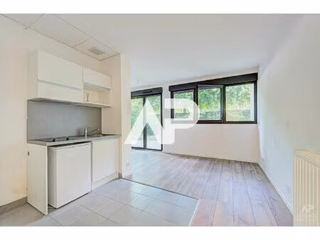 appartement rueil malmaison 1 pièce(s) 28.48 m²