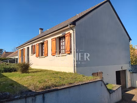 maison familiale avec sous-sol complet  centre-bourg de pont