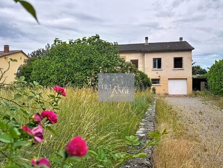 maison familiale avec grand terrain arboré et dépendances