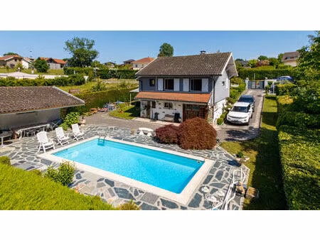 maison yvoire 4 pièces 100 50 m² sur 1180 m² de terrain avec piscine.
