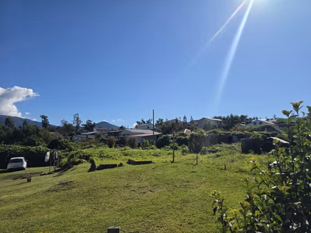 a vendre centre plaine des cafres terrain 440m² ub