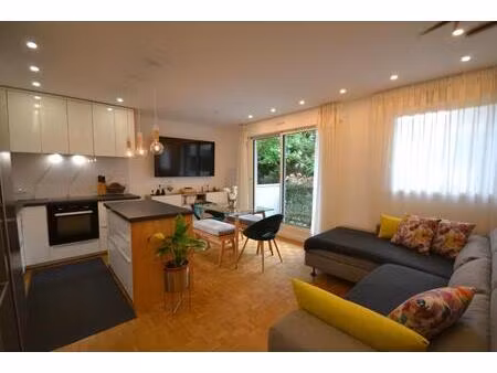 appartement - rdj - 53.47 m2 - 3 pièces - meublé