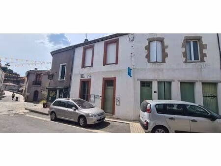 bureau clisson (la vallée) 1 p . sde . 40.5 m²