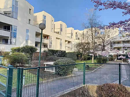 proche commerces  écoles et gare de franconville  appartement 3 pièces de 54 m² - jardin