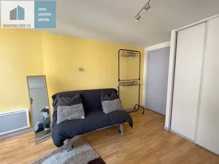location appartement 1 pièce 22 m² à le puy-en-velay (43000)