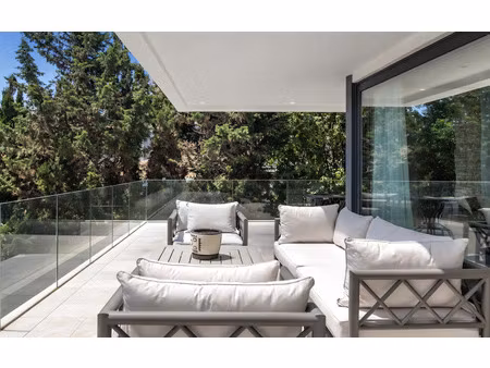 spacieux type 4 moderne dans un écrin de verdure avec terrasse plein ouest