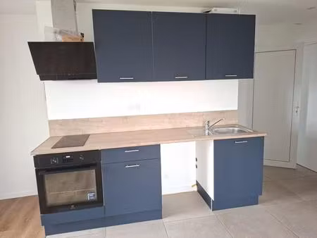 a louer - giboire pace - t1bis centre ville montfort