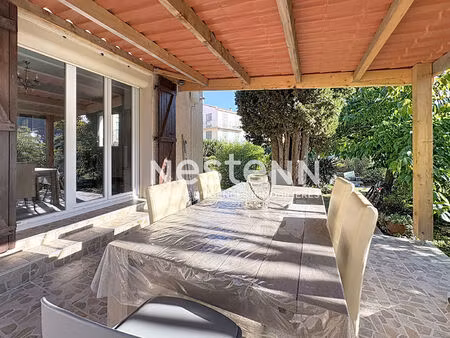 maison rénovée avec goût quartier calme et recherché sur argelès sur mer