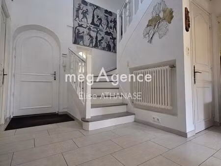 belle maison familiale de 155 m² habitables à fougères