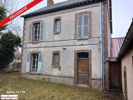 neuilly sur eure au coeur du village  bien à rénover