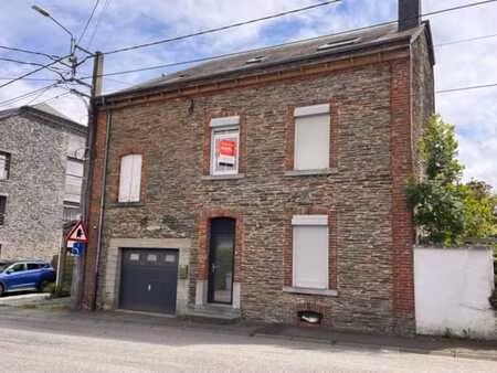 maison de caractère à rénover - beau potentiel à les hayons