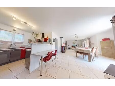 maison sévérac-l'église 93 m² t-4 à vendre  230 000 €