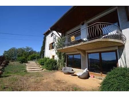 maison de 8 pièces de luxe en vente à lentilly  france