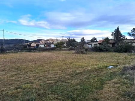 vente terrain 1081 m² à châteauneuf-val-saint-donat (04200)  92 000 €
