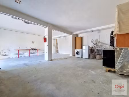 location commerce 61 m² à ajaccio (20090)