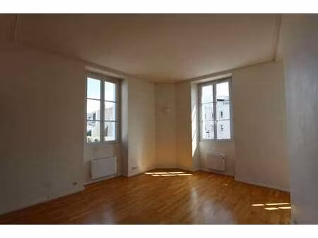 location appartement 2 pièces à nantes centre ville (44000) : à louer 2 pièces / 41m² nant