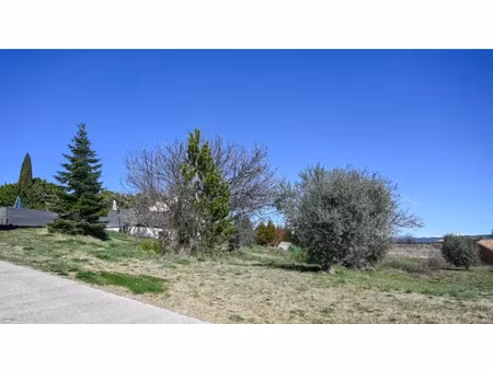 vente terrain 600 m² à villeneuve (04180)  99 000 €