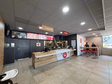 vente locaux professionnels à martigues (13500)  319 900 €