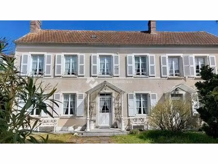maison de luxe de 7 pièces en vente à thoiry  île-de-france
