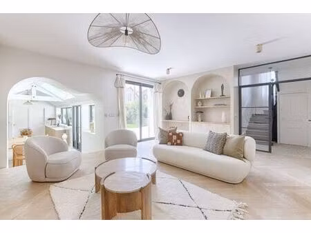 maison de luxe de 3 chambres en vente à colombes  île-de-france