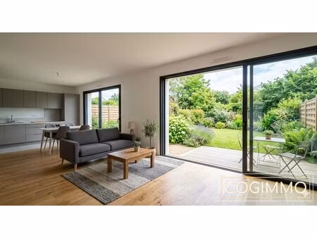 maison neuve t5 + 5 pièce(s) à puiseux-en-france